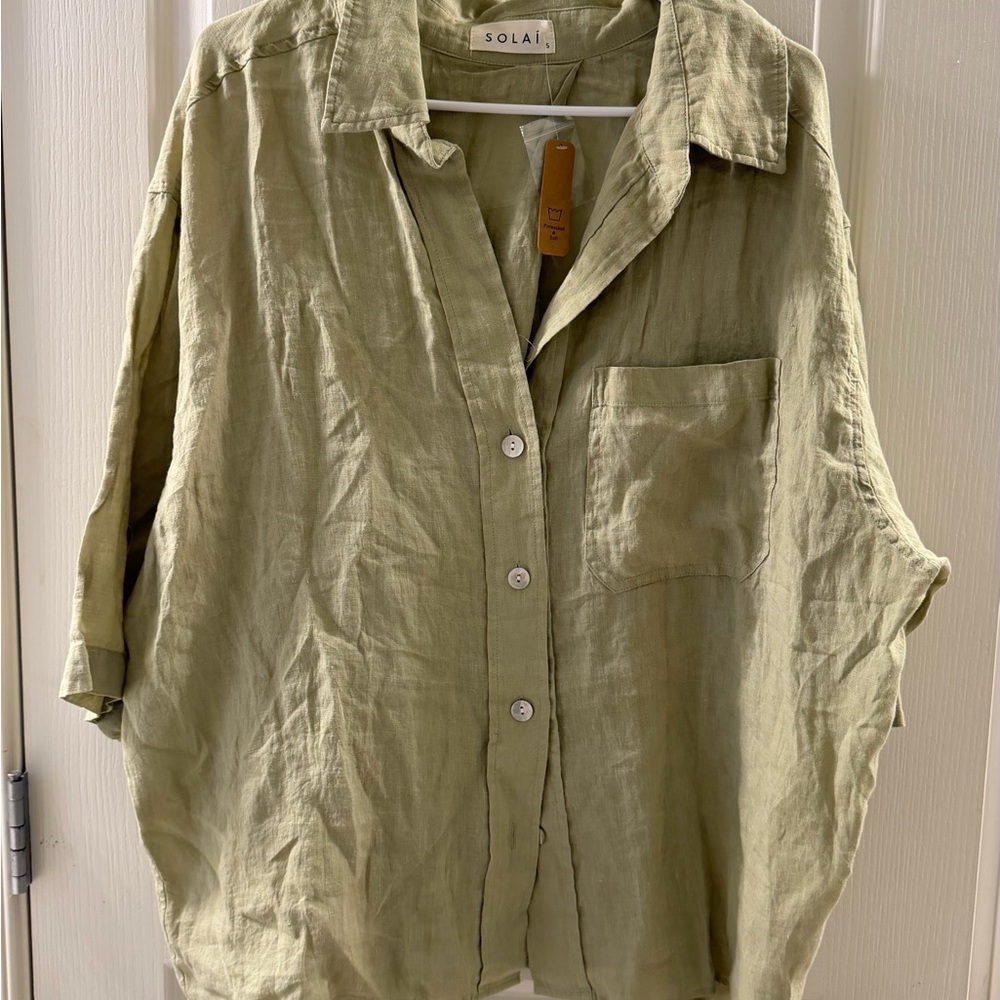 NWT Solai Women's Green Linen Shirt